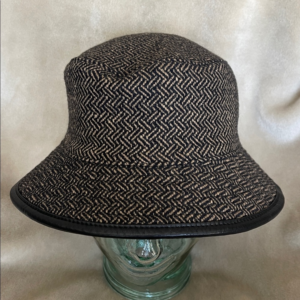 HERMES Bucket Hat in Herringbone Pattern
